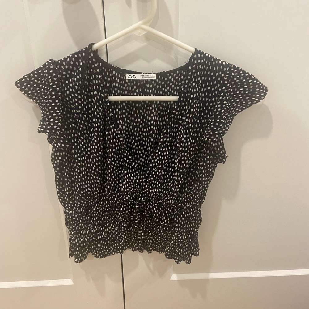 Zara black/white short sleeve blouse